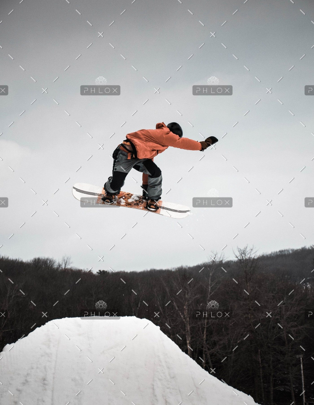 demo-attachment-87-action-adult-adventure-1635086